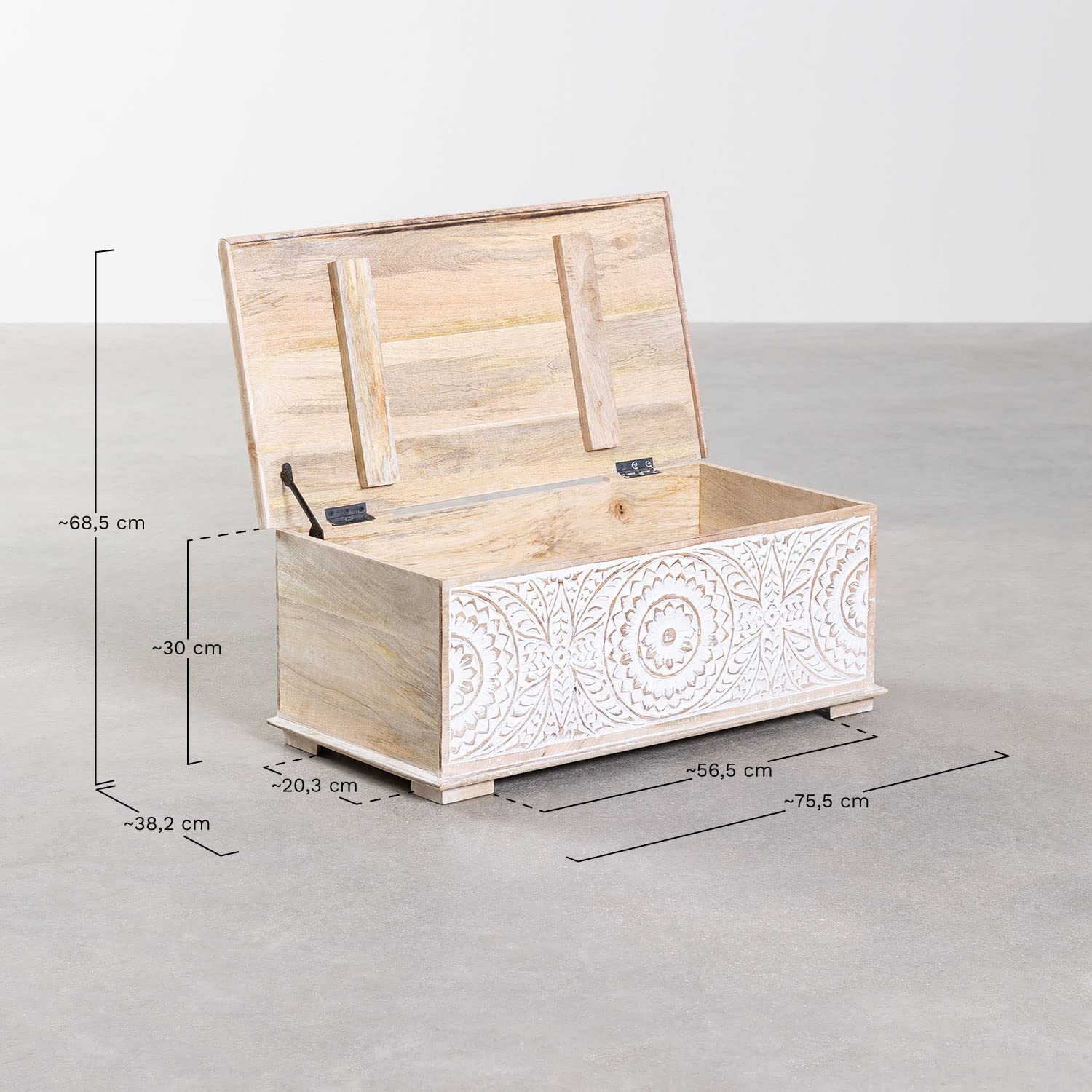 Sklum Gileat baule in legno di mango bianco vintage