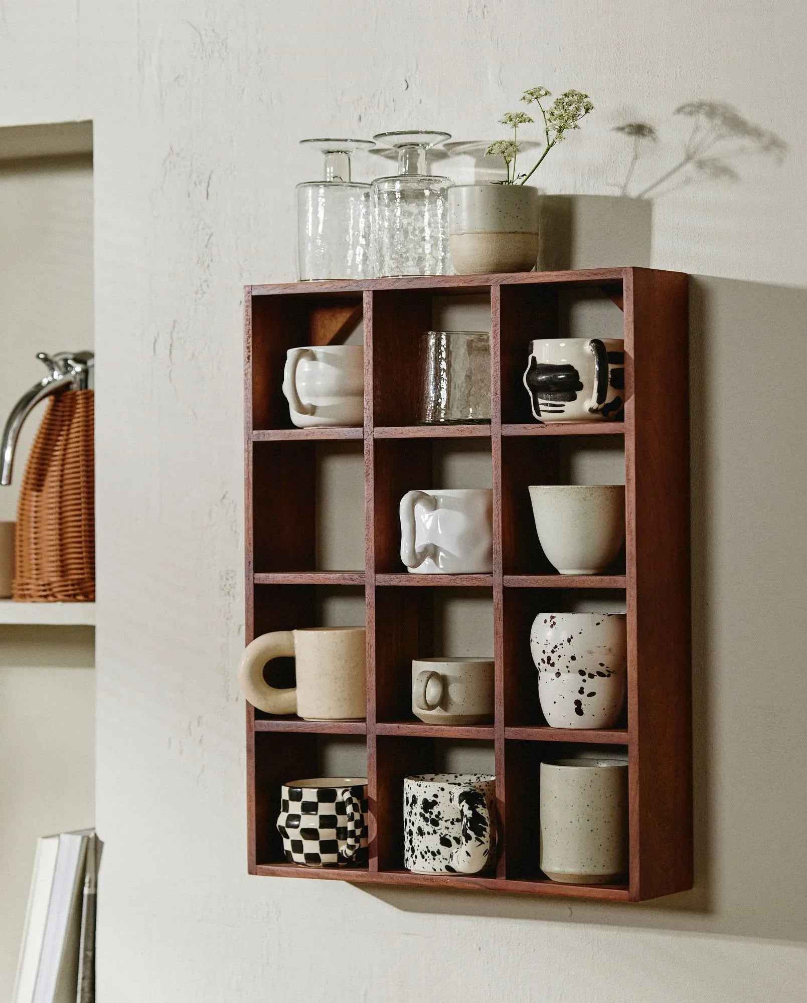 Bambua Ossa Cup Shelf Medium mensola da parete