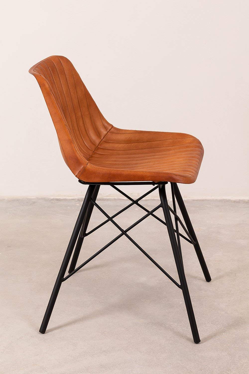 Sklum Kubyh Sedia in Pelle di Capra con Gambe Ferro